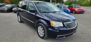 Used 2014 Chrysler Town & Country TOURING for sale in Gloucester, ON