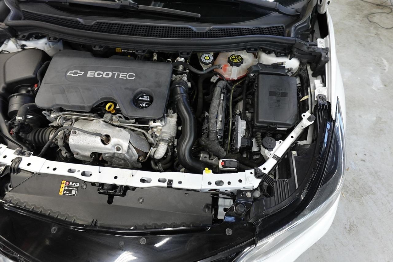 2018 Chevrolet Cruze ALL SERVICE RECORDS,NO ACCIDENT,RS,DIESEL - Photo #34