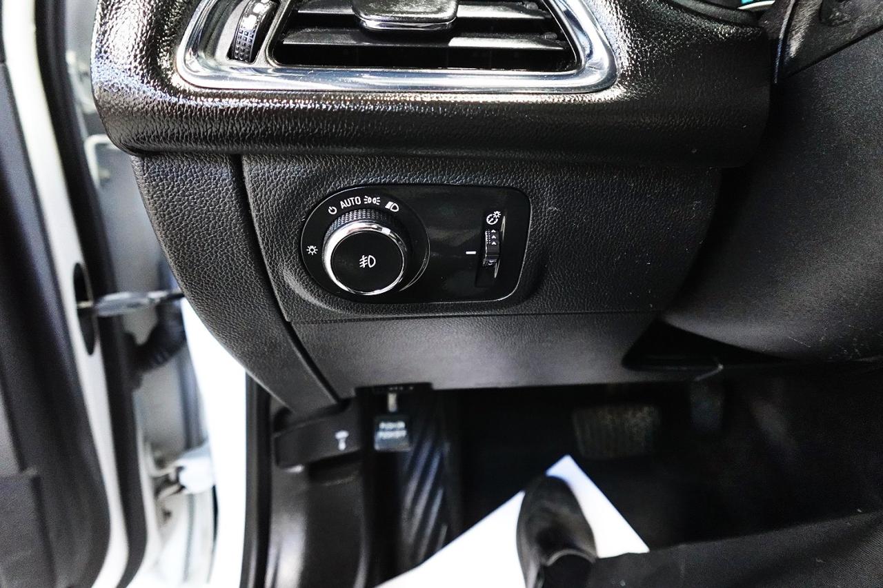 2018 Chevrolet Cruze ALL SERVICE RECORDS,NO ACCIDENT,RS,DIESEL - Photo #32
