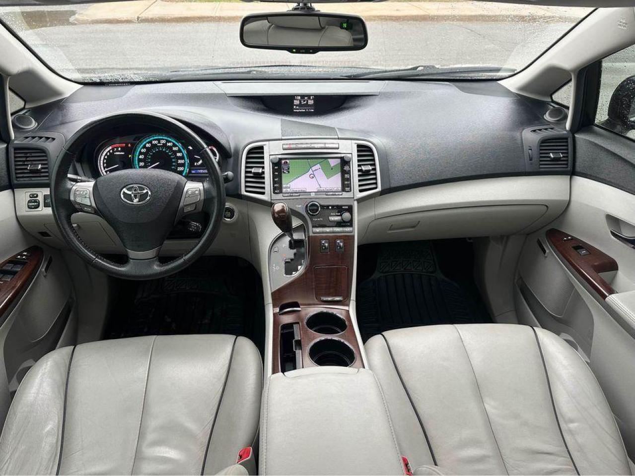 2012 Toyota Venza Limited Edition - Certified - Photo #12