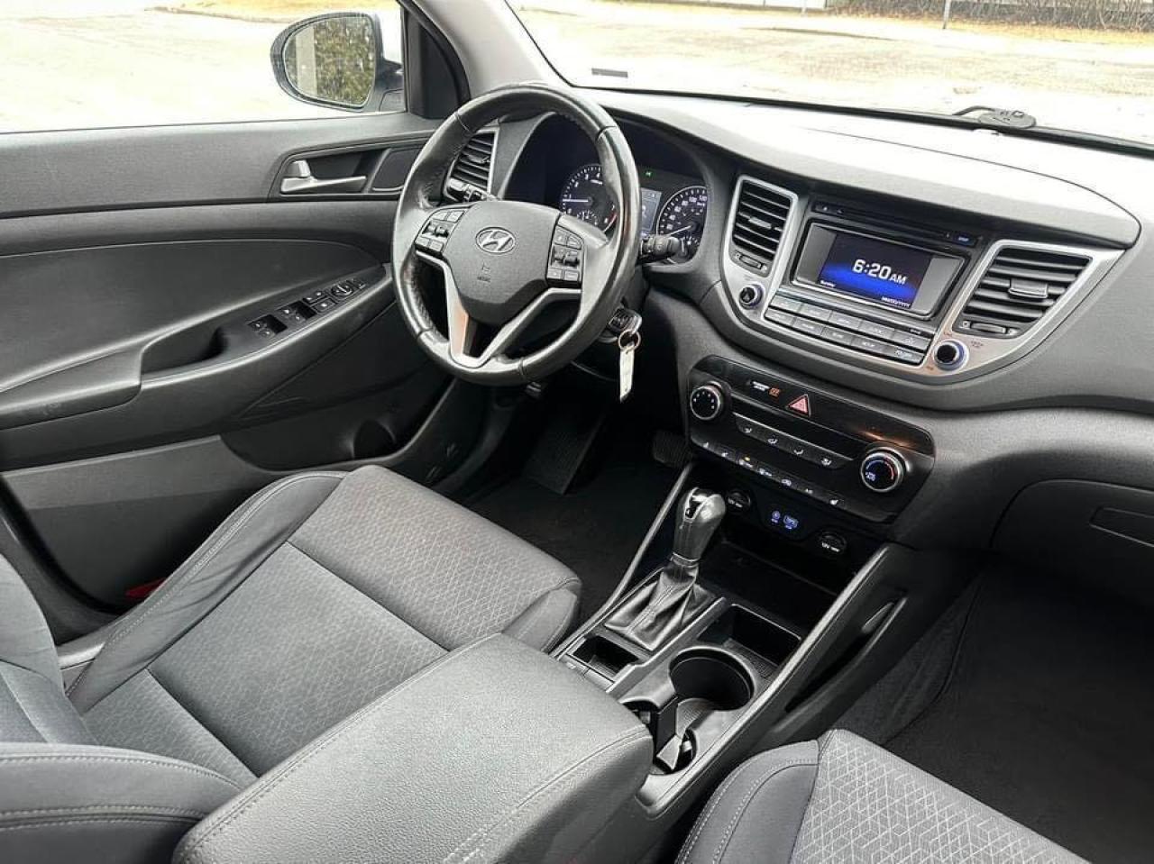 2017 Hyundai Tucson Premium 2.0L - Safetied - Photo #9