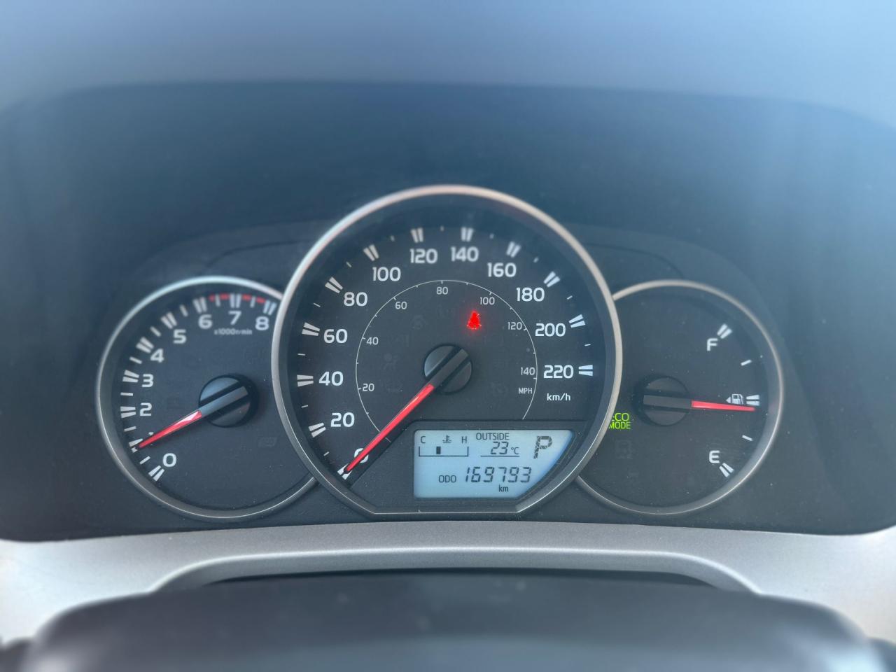2016 Toyota RAV4 AUTO AWD NO ACCIDENT 4NEW BRAKES BLUETOOTH - Photo #16