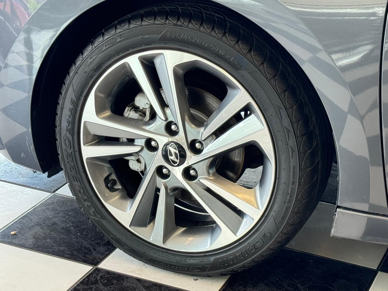2017 Hyundai Elantra GLS+New Tires+Roof+ApplePlay+Camera+CLEAN CARFAX Photo119