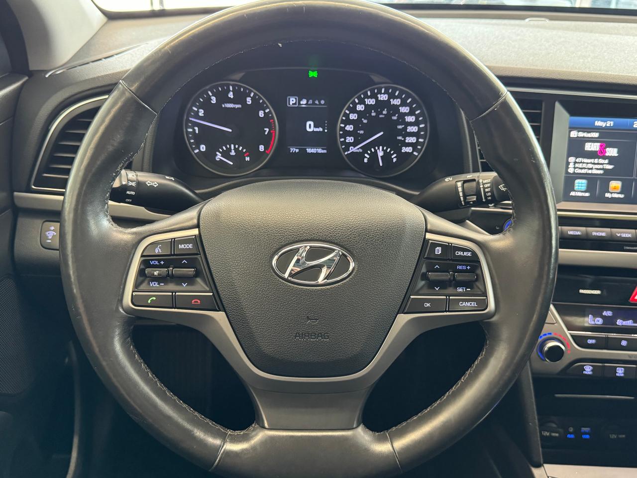 2017 Hyundai Elantra GLS+New Tires+Roof+ApplePlay+Camera+CLEAN CARFAX - Photo #9