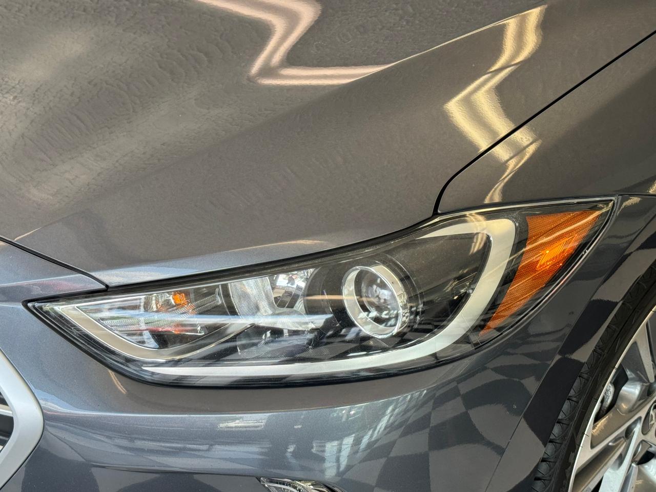 2017 Hyundai Elantra GLS+New Tires+Roof+ApplePlay+Camera+CLEAN CARFAX Photo104
