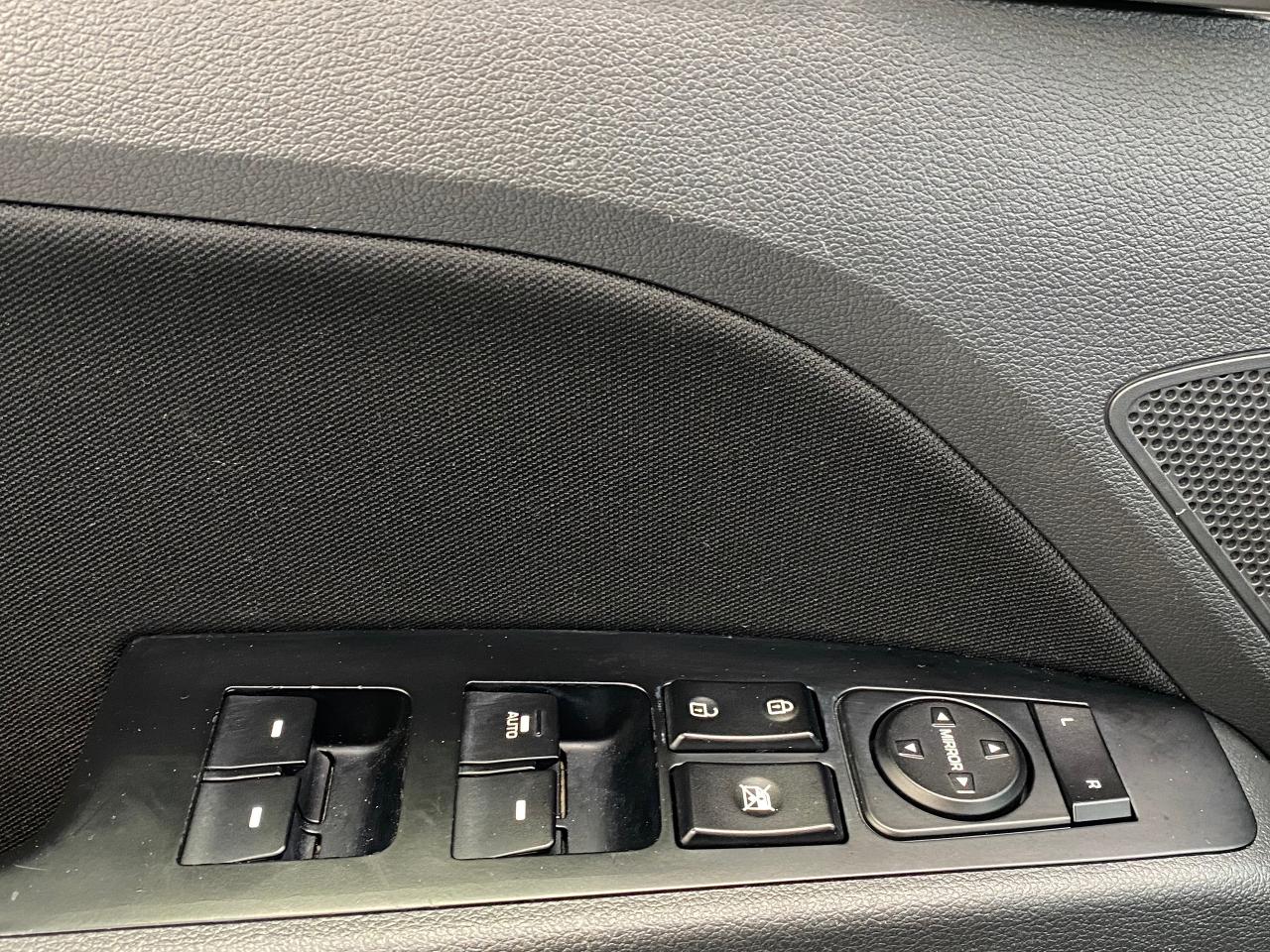 2017 Hyundai Elantra GLS+New Tires+Roof+ApplePlay+Camera+CLEAN CARFAX - Photo #52
