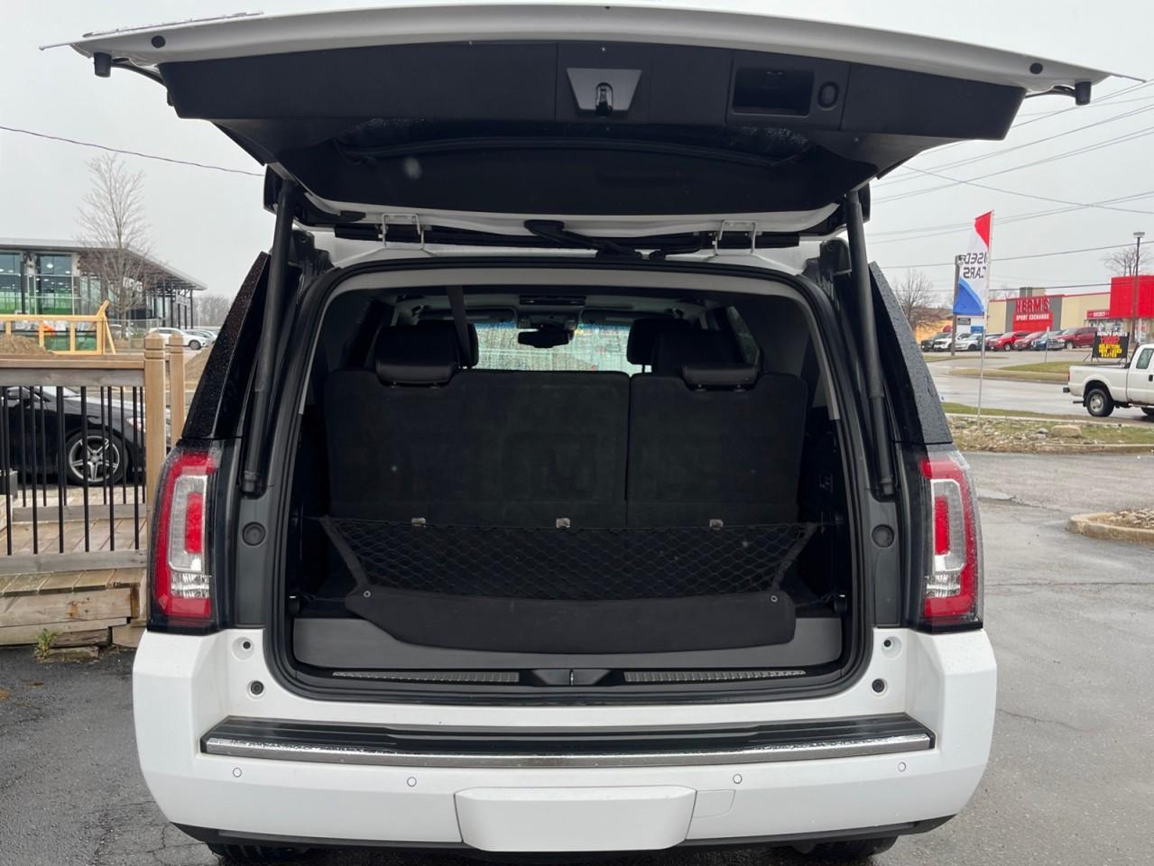 2019 GMC Yukon 4WD 4dr Denali - Photo #5