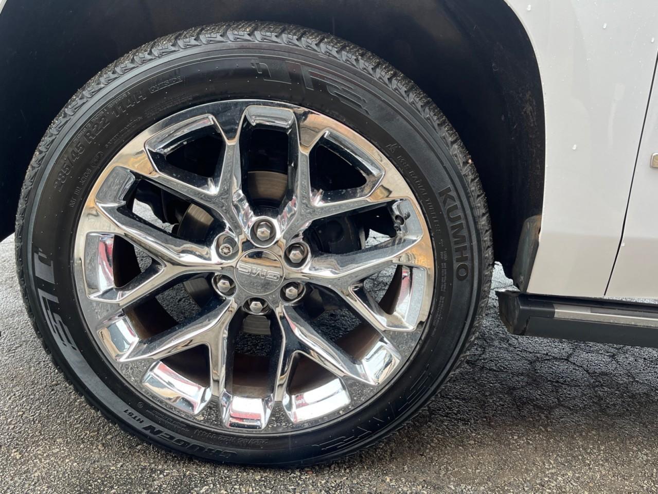 2019 GMC Yukon 4WD 4dr Denali - Photo #11
