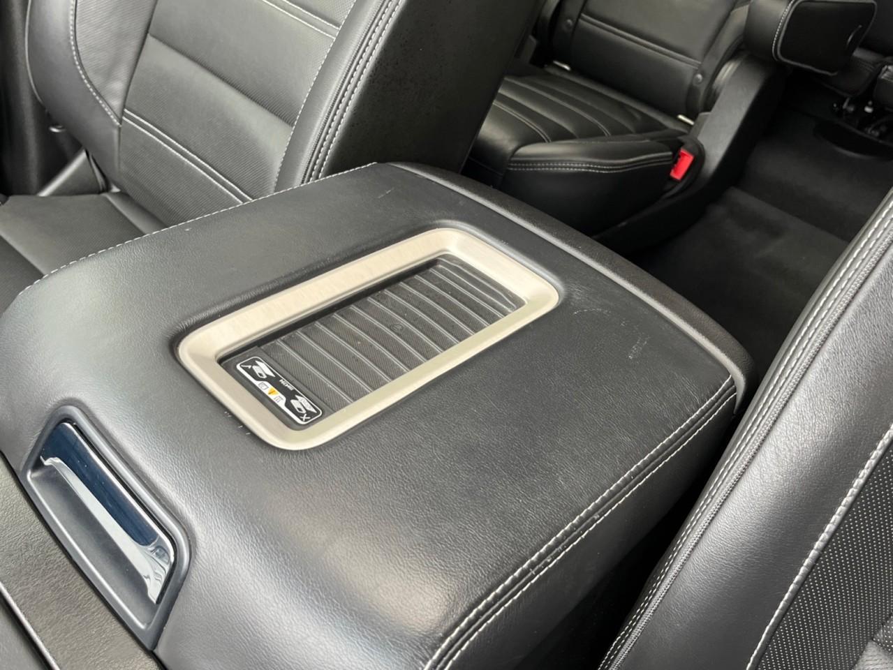2019 GMC Yukon 4WD 4dr Denali - Photo #30
