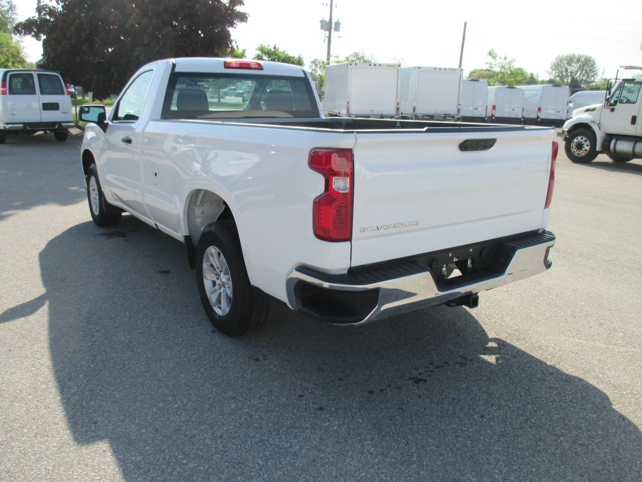 2023 Chevrolet Silverado 1500 2WD Reg Cab 140" Work Truck LONG BOX - Photo #6