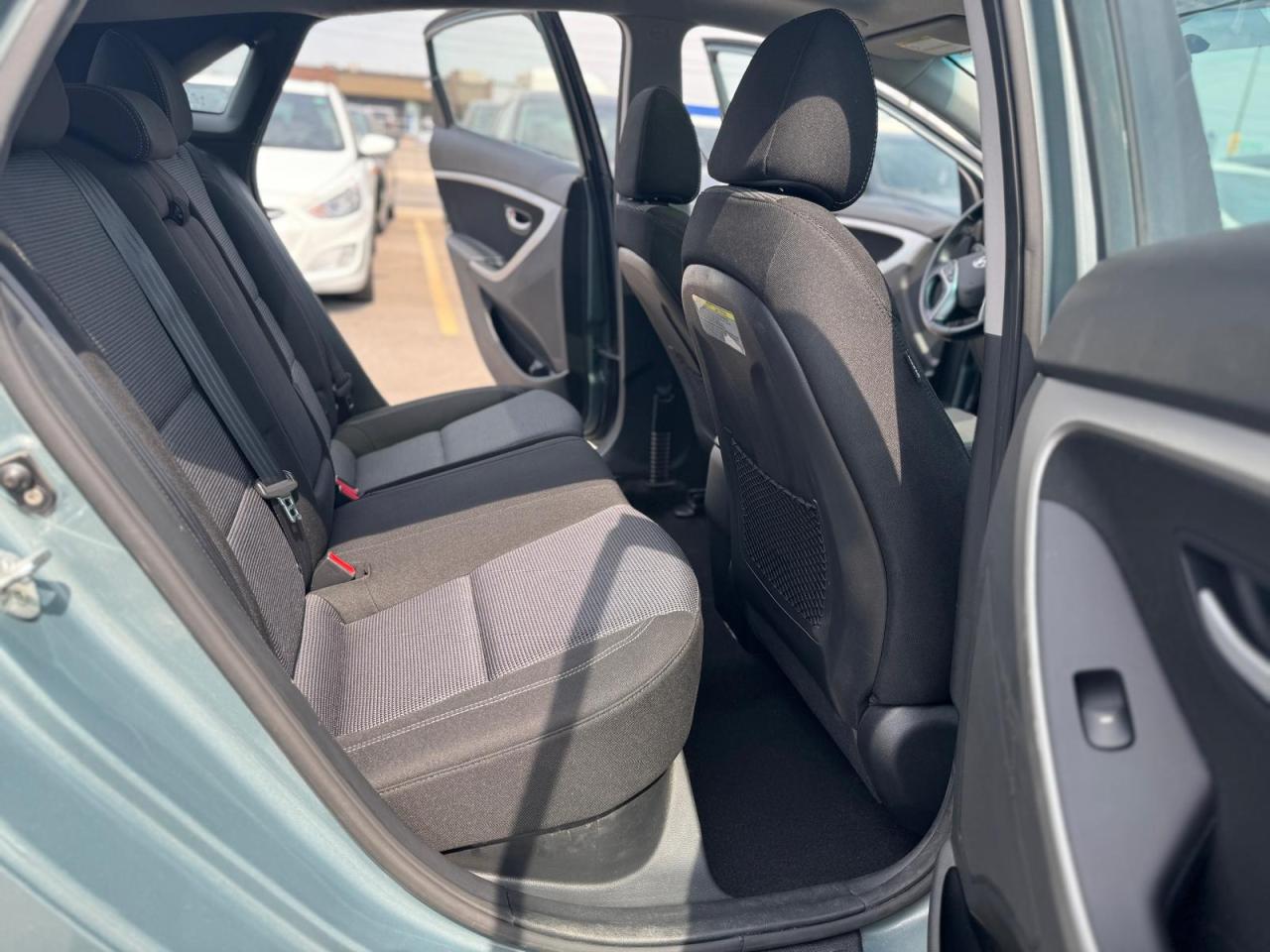2014 Hyundai Elantra GT MANUAL NO ACCIDENT ALL NEW TIRES BLUETOOTH SUNROOF - Photo #15