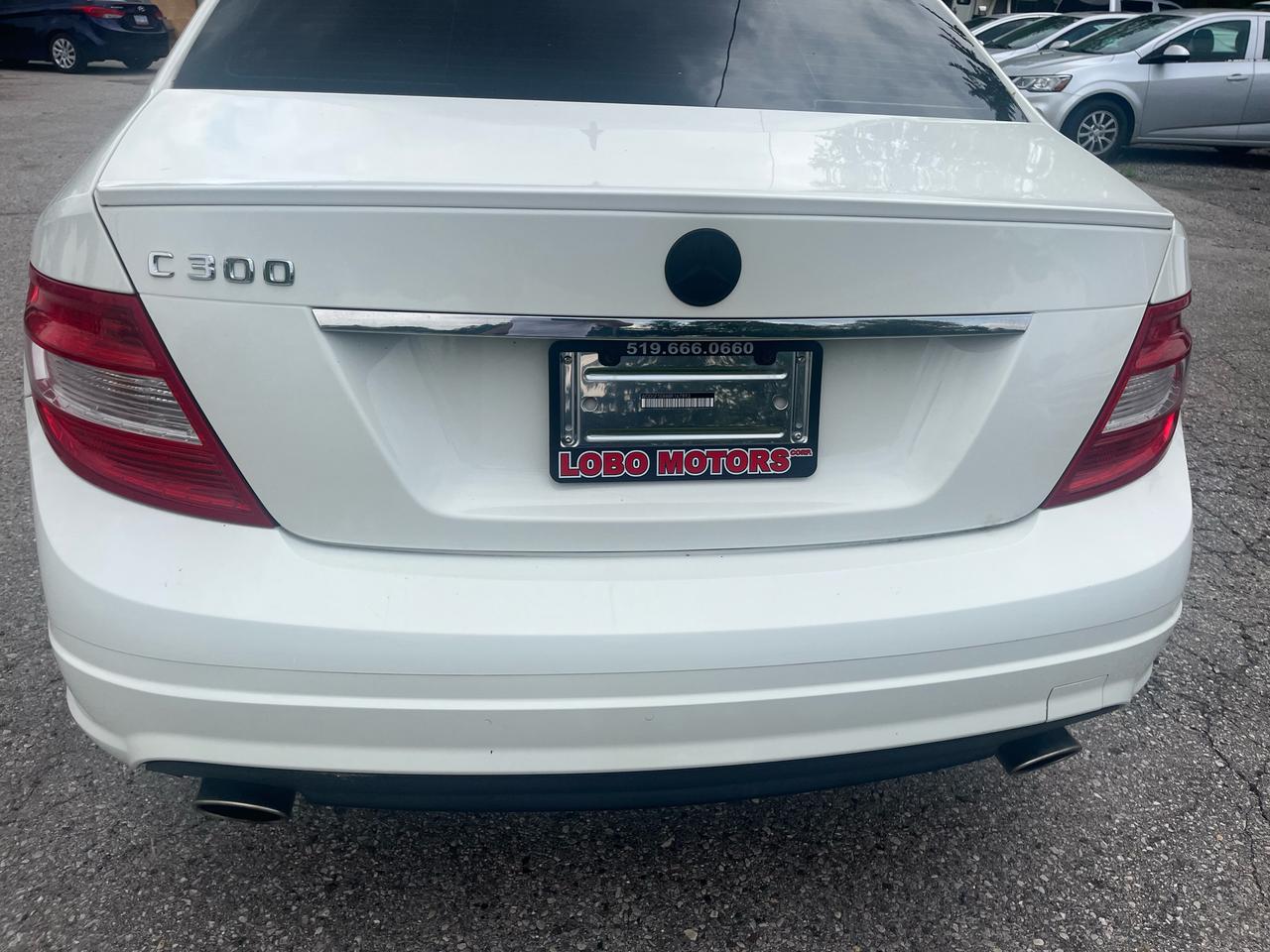2011 Mercedes-Benz C-Class C 300 Photo