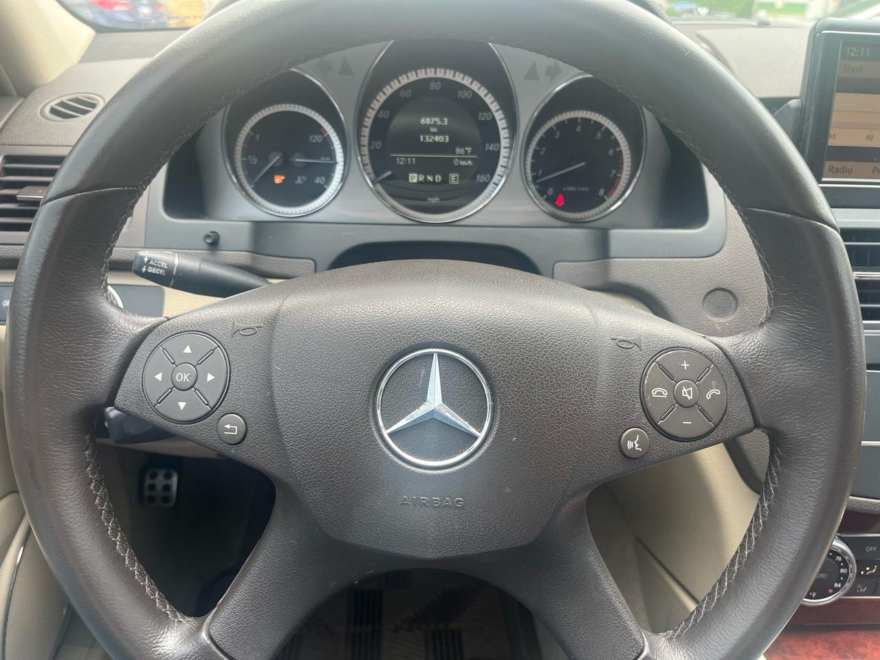 2011 Mercedes-Benz C-Class C 300 Photo