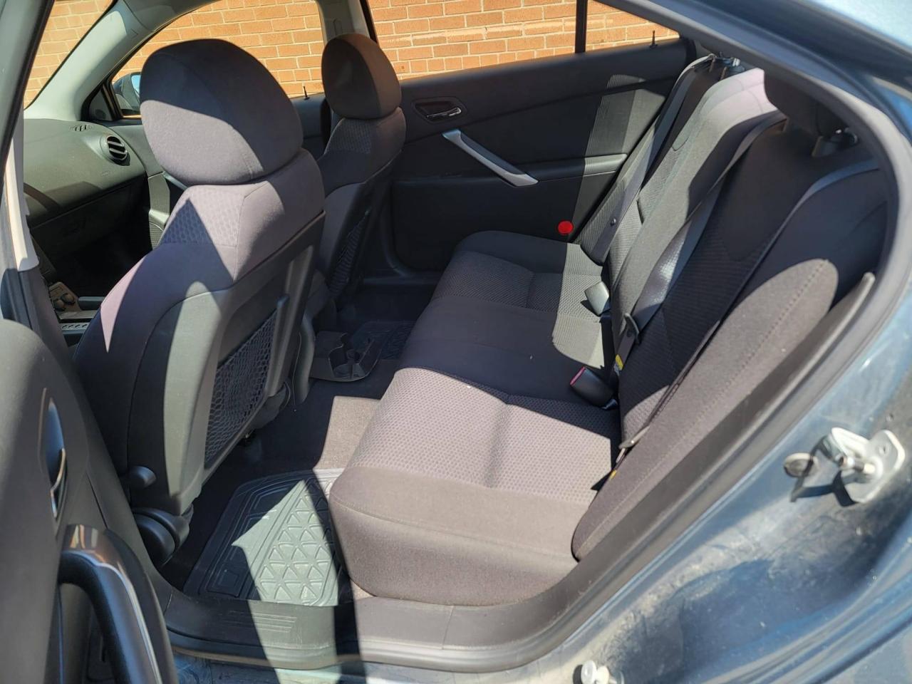 2006 Pontiac G6 4dr Sdn Photo