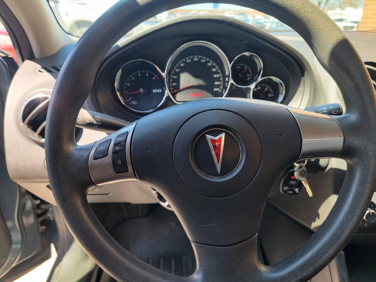 2006 Pontiac G6 4dr Sdn Photo