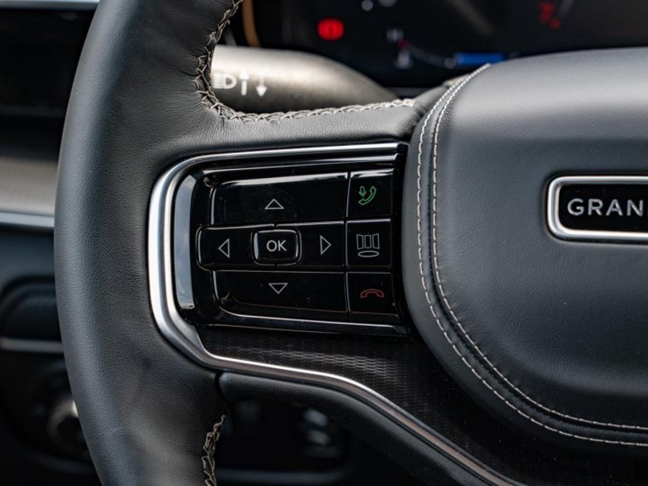 2024 Jeep Grand Wagoneer SERIES II OBSIDIAN Photo