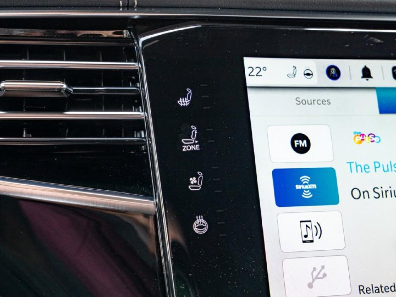 2024 Jeep Grand Wagoneer SERIES II OBSIDIAN Photo