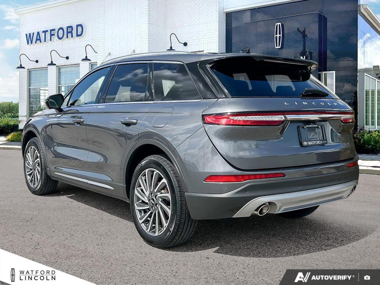 2024 Lincoln Corsair Reserve Photo3