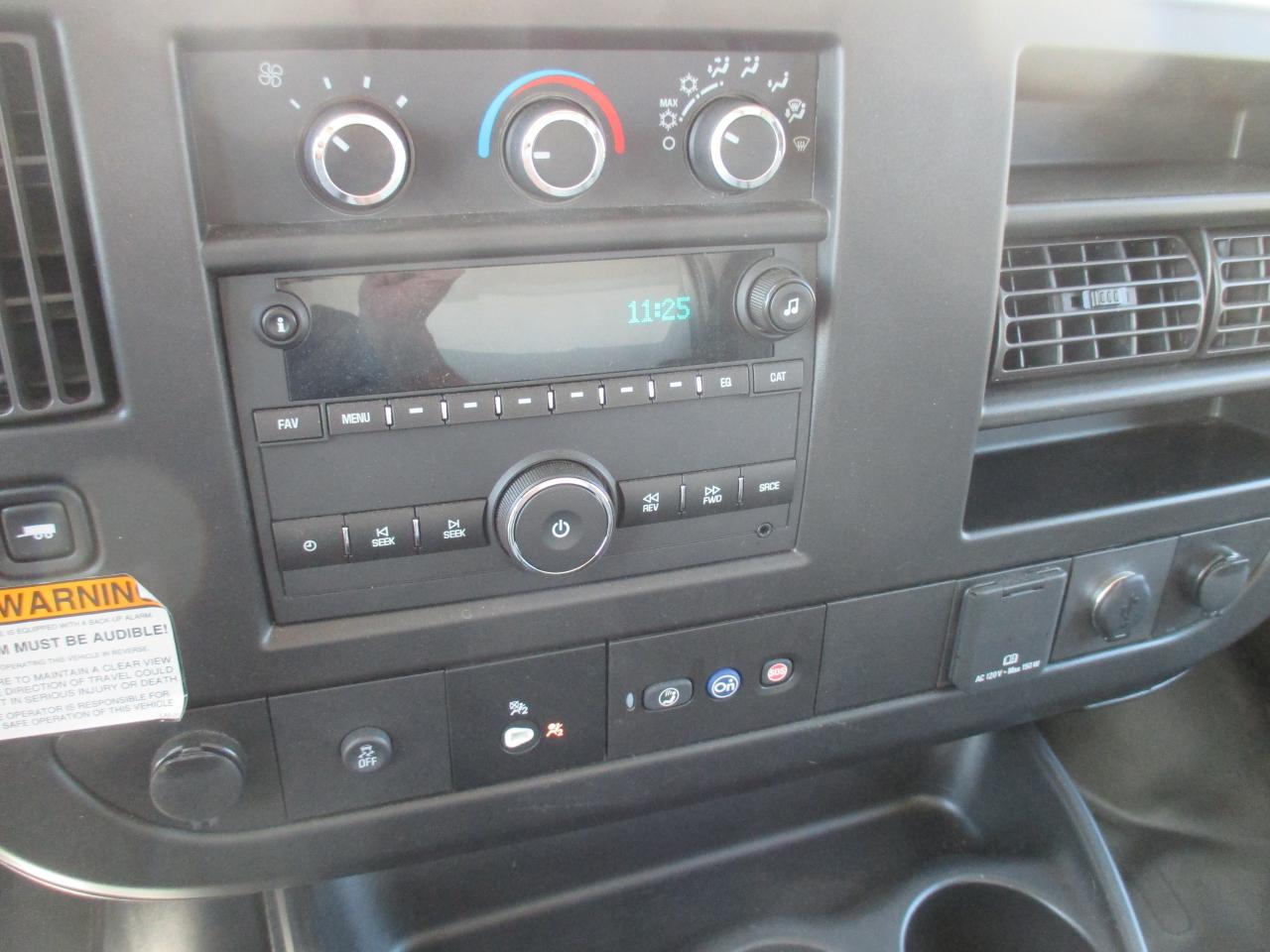 2023 GMC Savana 3500 3500 Van 177" 16 Ft. UNICELL BODY 91 inch,floor to - Photo #13