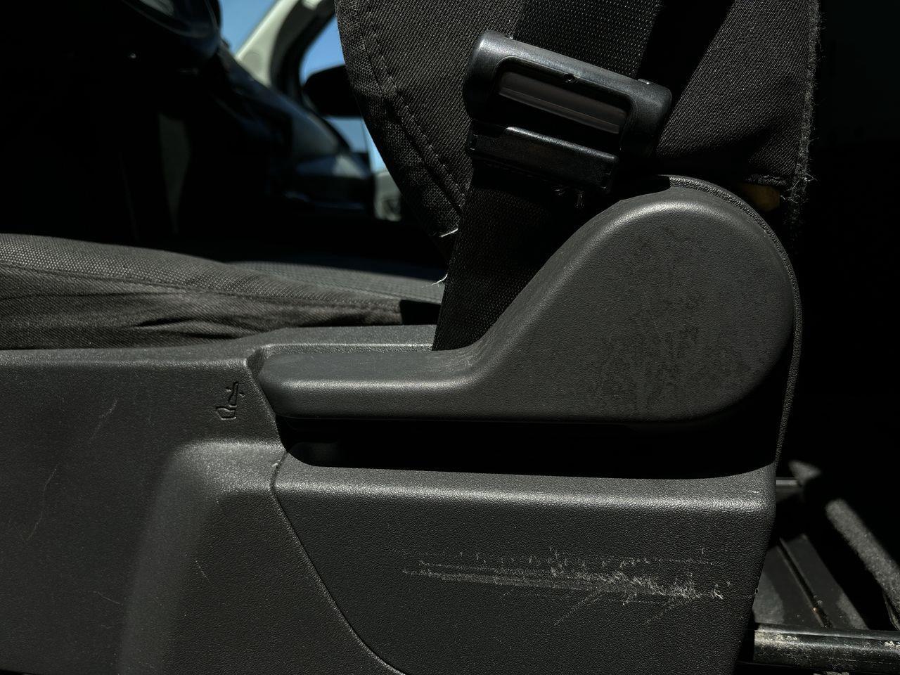 2019 Ford Transit 250 AIR CONDITIONING, ELECTRIC WINDOWS, BACK UP CAM!! Photo