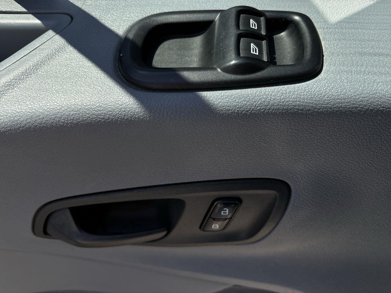 2019 Ford Transit 250 AIR CONDITIONING, ELECTRIC WINDOWS, BACK UP CAM!! Photo