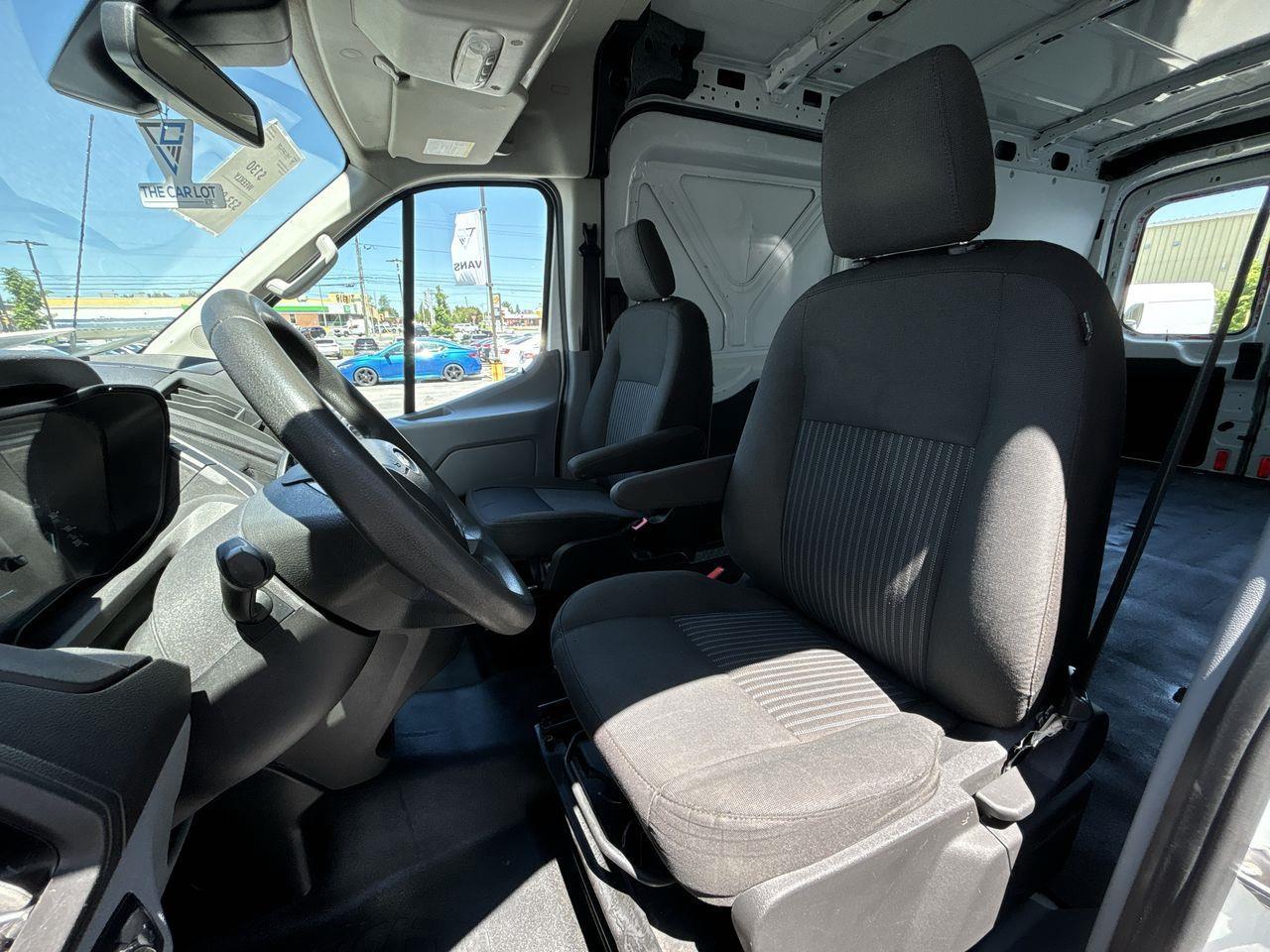 2019 Ford Transit 250 AIR CONDITIONING, ELECTRIC WINDOWS, BACK UP CAM!! Photo