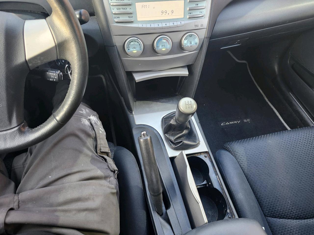 2007 Toyota Camry SE - 5 Speed Manual  Rare Car Photo