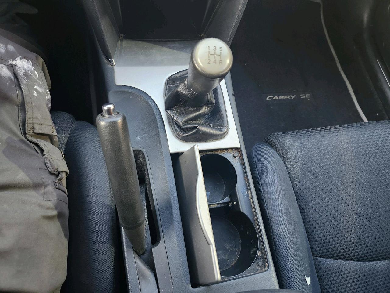 2007 Toyota Camry SE - 5 Speed Manual  Rare Car Photo