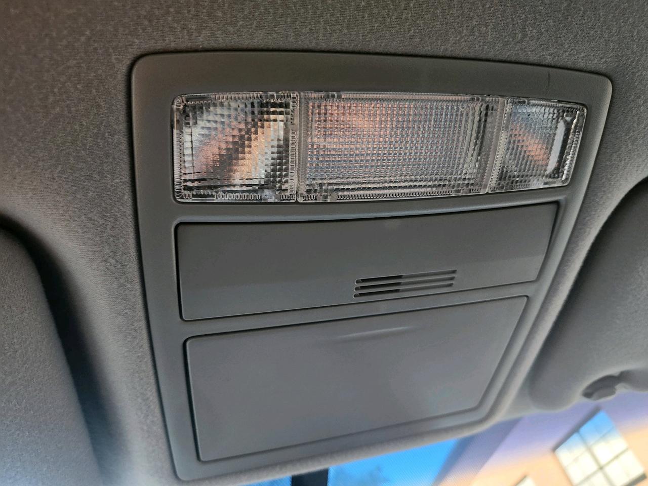 2007 Toyota Camry SE - 5 Speed Manual  Rare Car Photo