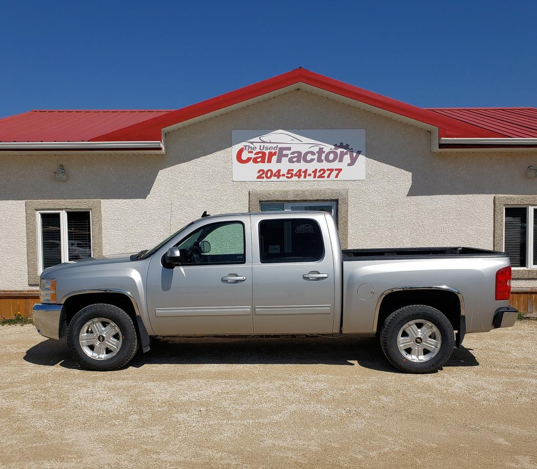 2013 Chevrolet Silverado 1500 4WD Crew  Leather, Z71, only 96,342 KM - Photo #2