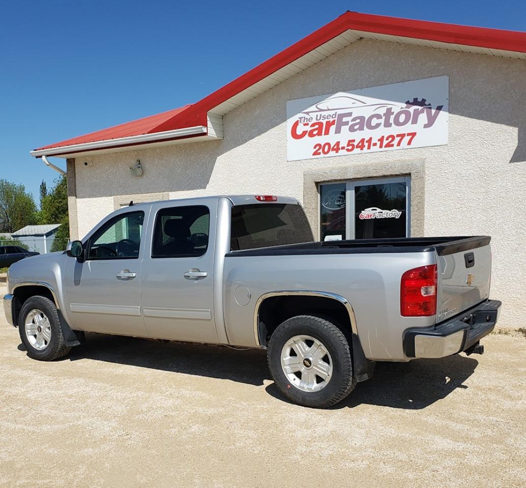 2013 Chevrolet Silverado 1500 4WD Crew  Leather, Z71, only 96,342 KM - Photo #3