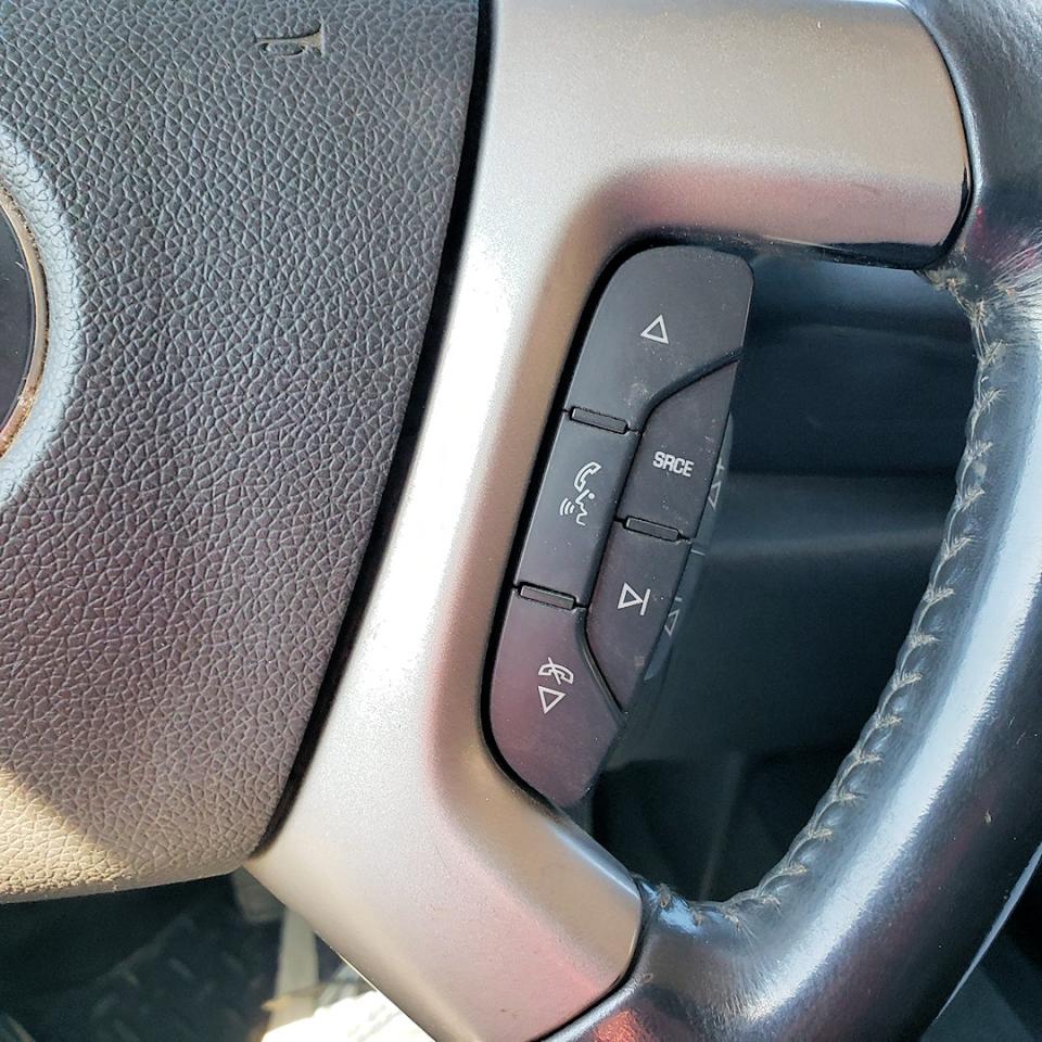 2013 Chevrolet Silverado 1500 4WD Crew  Leather, Z71, only 96,342 KM - Photo #15