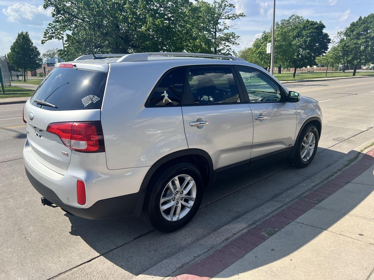 2014 Kia Sorento AWD 4dr I4 GDI Auto LX - Photo #10