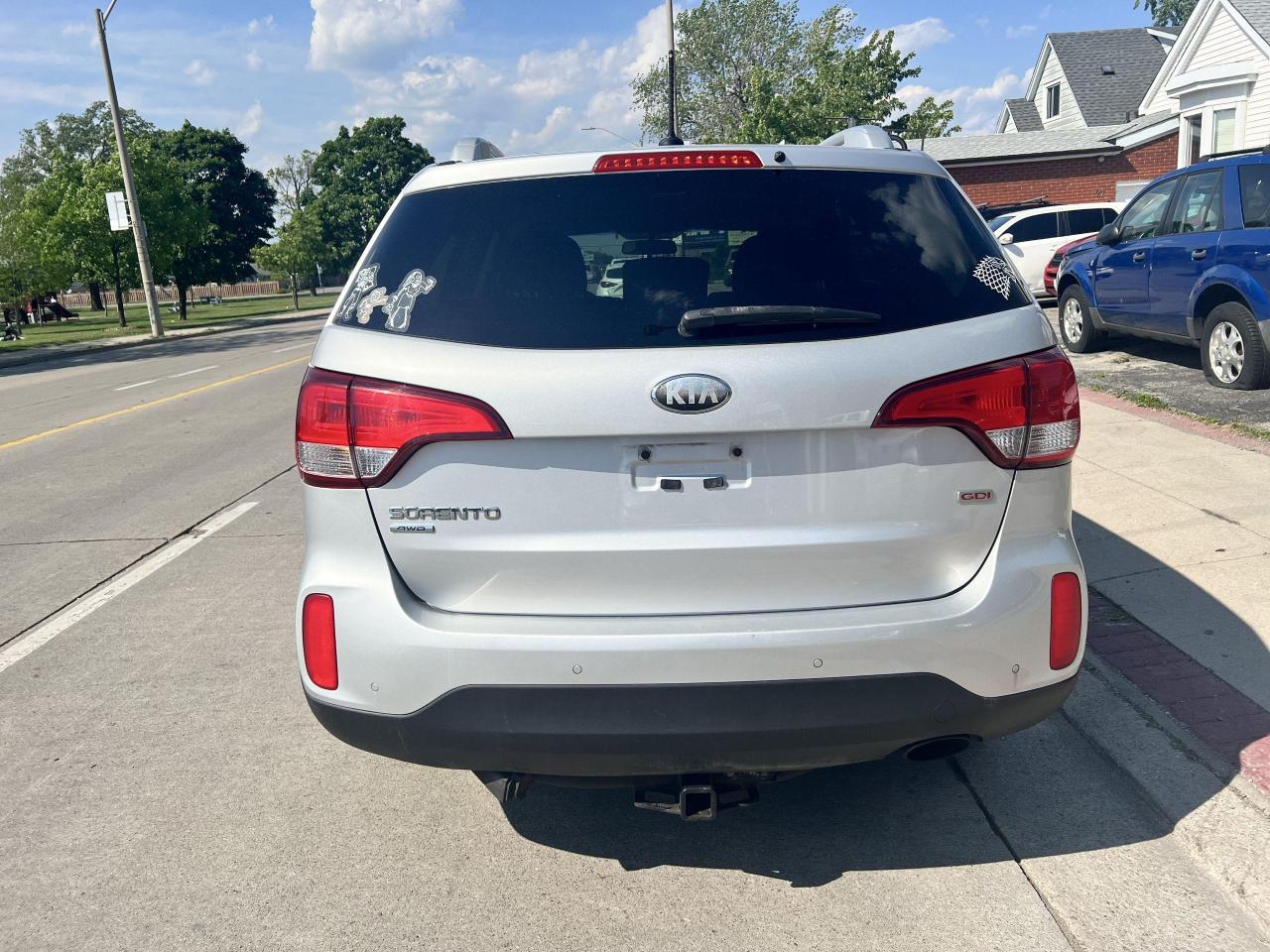 2014 Kia Sorento AWD 4dr I4 GDI Auto LX - Photo #11