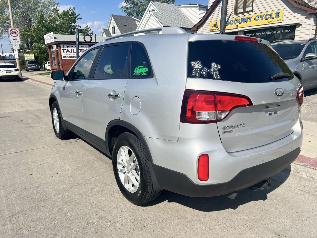 2014 Kia Sorento AWD 4dr I4 GDI Auto LX - Photo #12