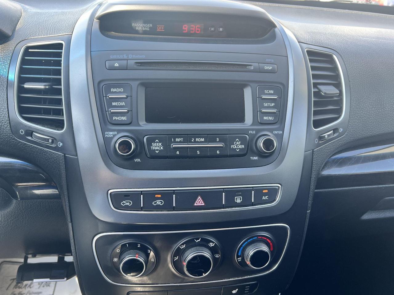 2014 Kia Sorento AWD 4dr I4 GDI Auto LX - Photo #16