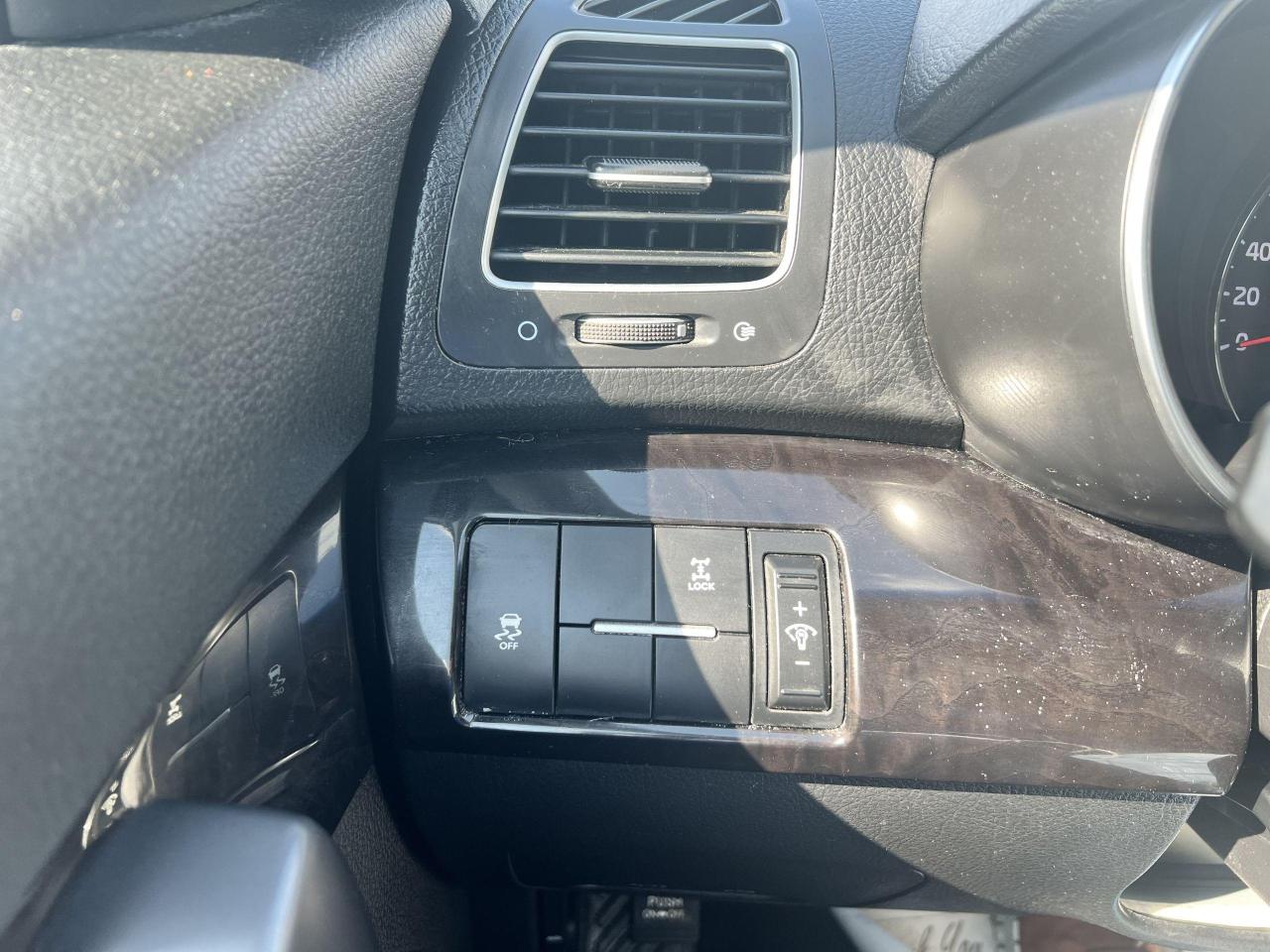 2014 Kia Sorento AWD 4dr I4 GDI Auto LX - Photo #20
