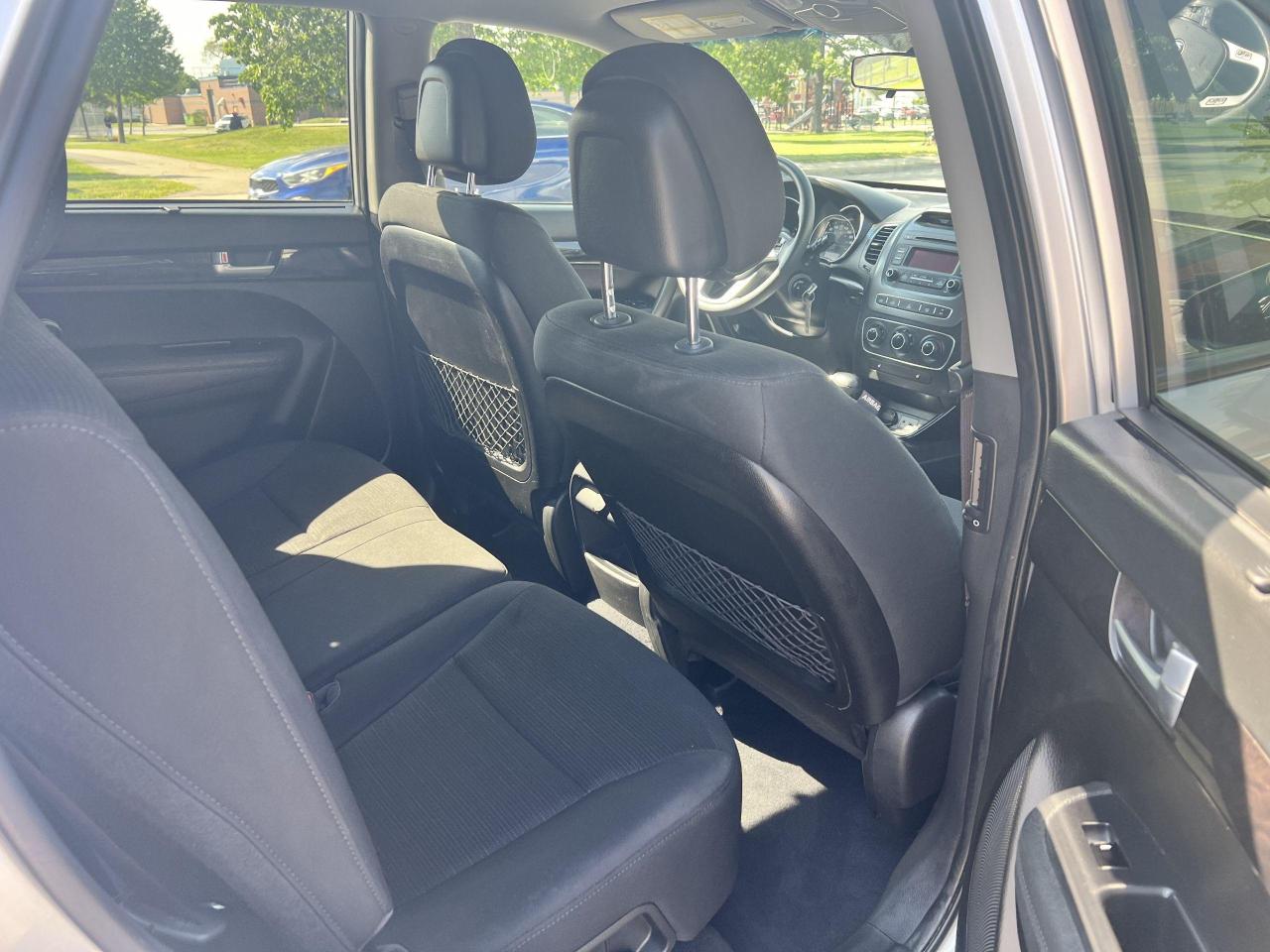 2014 Kia Sorento AWD 4dr I4 GDI Auto LX - Photo #28
