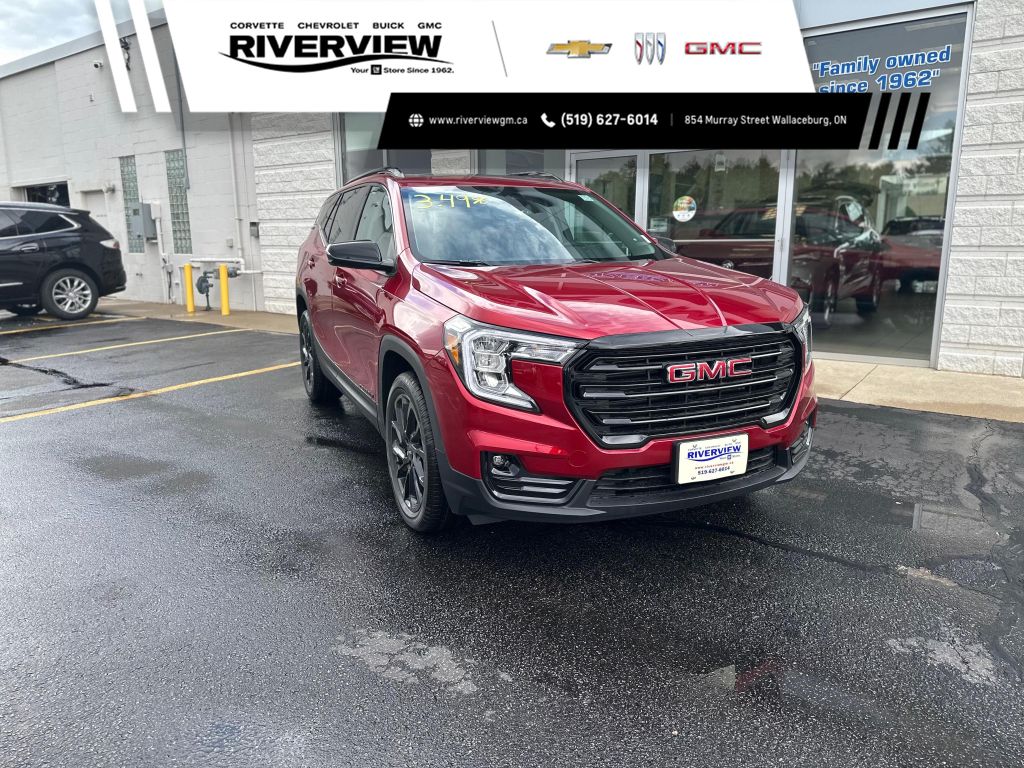 New 2024 GMC Terrain SLT Book your test drive today! for Sale in Wallaceburg, Ontario