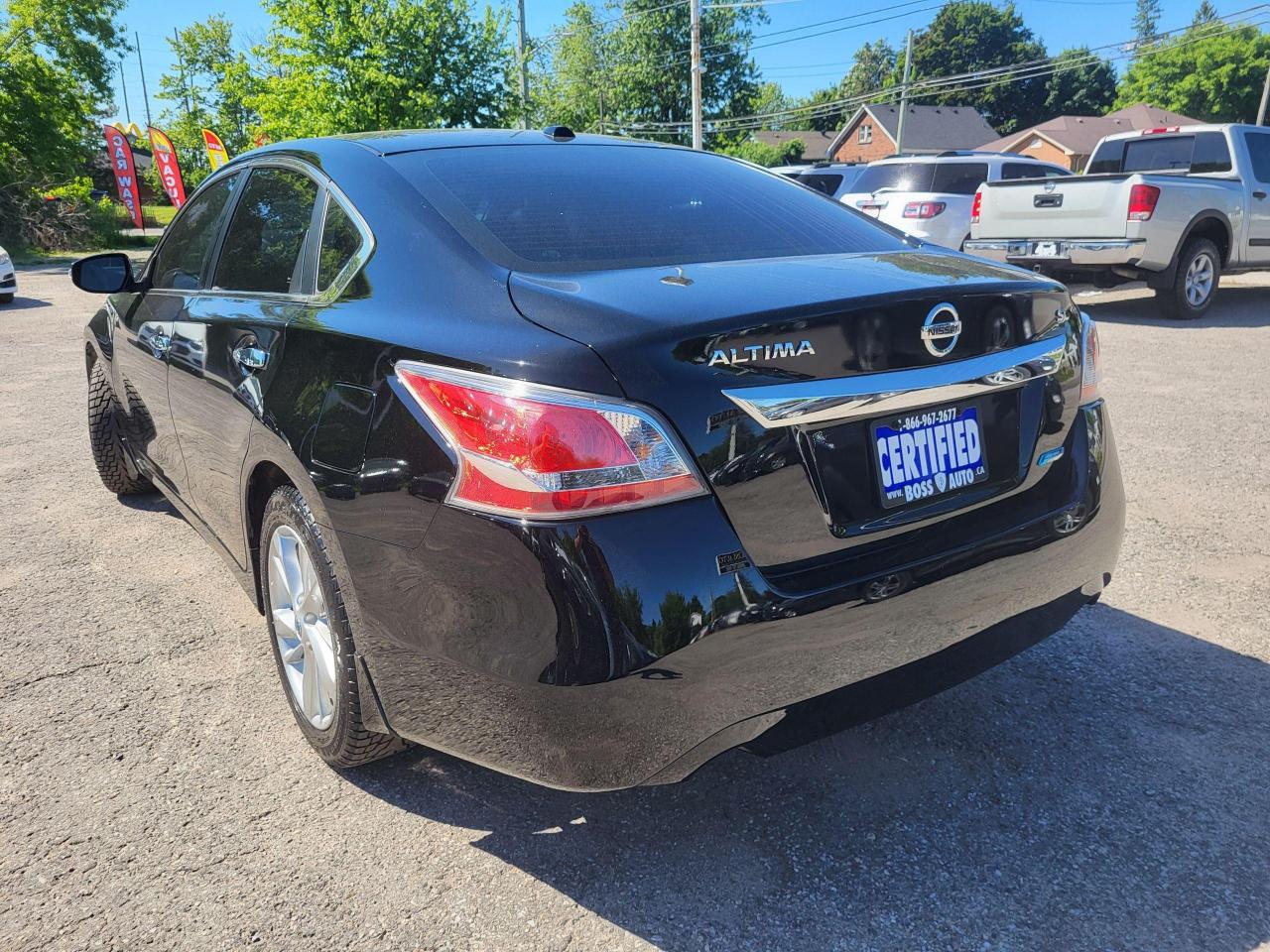2014 Nissan Altima 2.5 SL Photo2