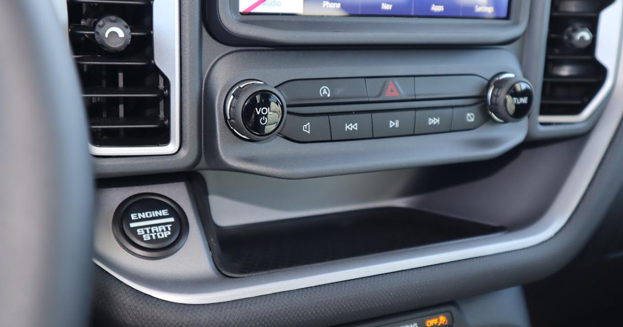 2024 Ford Bronco Sport Outer Banks Photo5