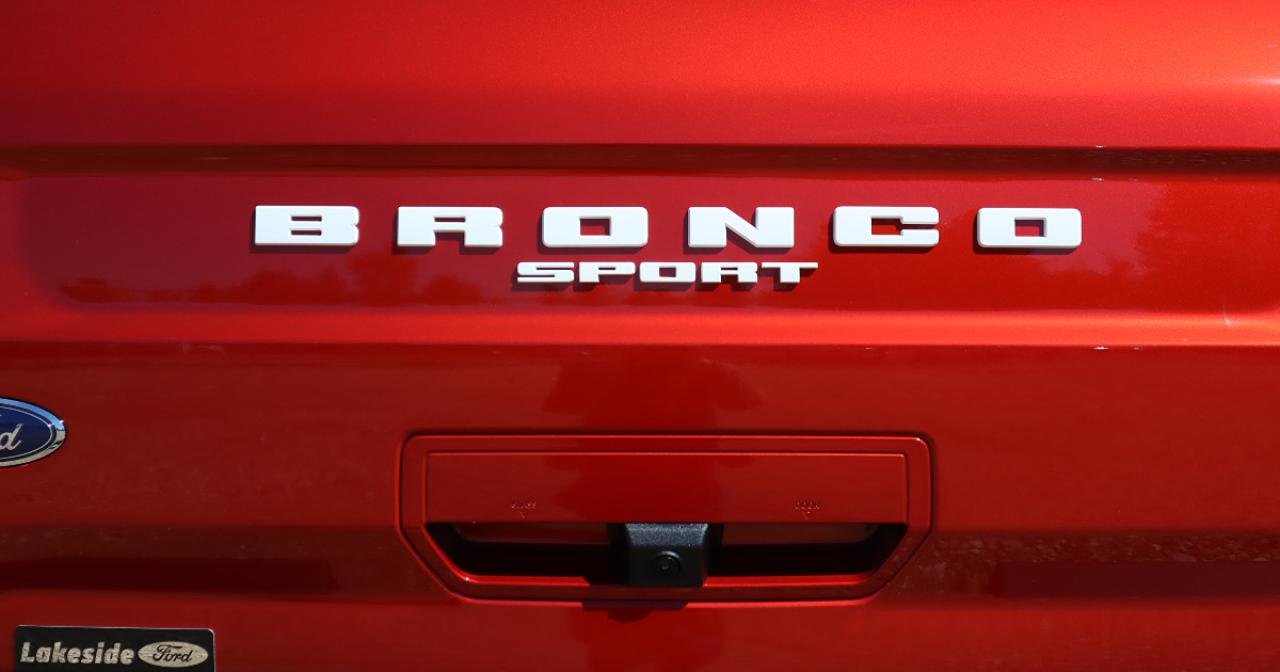 2024 Ford Bronco Sport Outer Banks Photo5