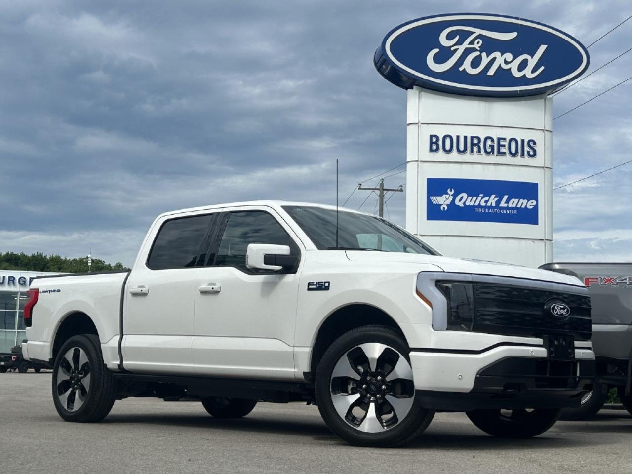 Used 2024 Ford F-150 Lightning Platinum  *710A, 5.5' BOX, DEMO* for sale in Midland, ON