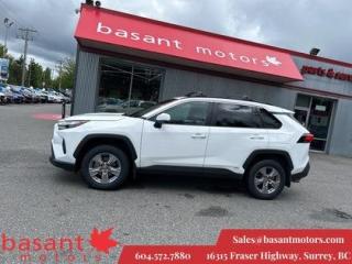 Used 2022 Toyota RAV4 Hybrid XLE, Sunroof, Backup Cam, Ride Share Ready! for sale in Surrey, BC