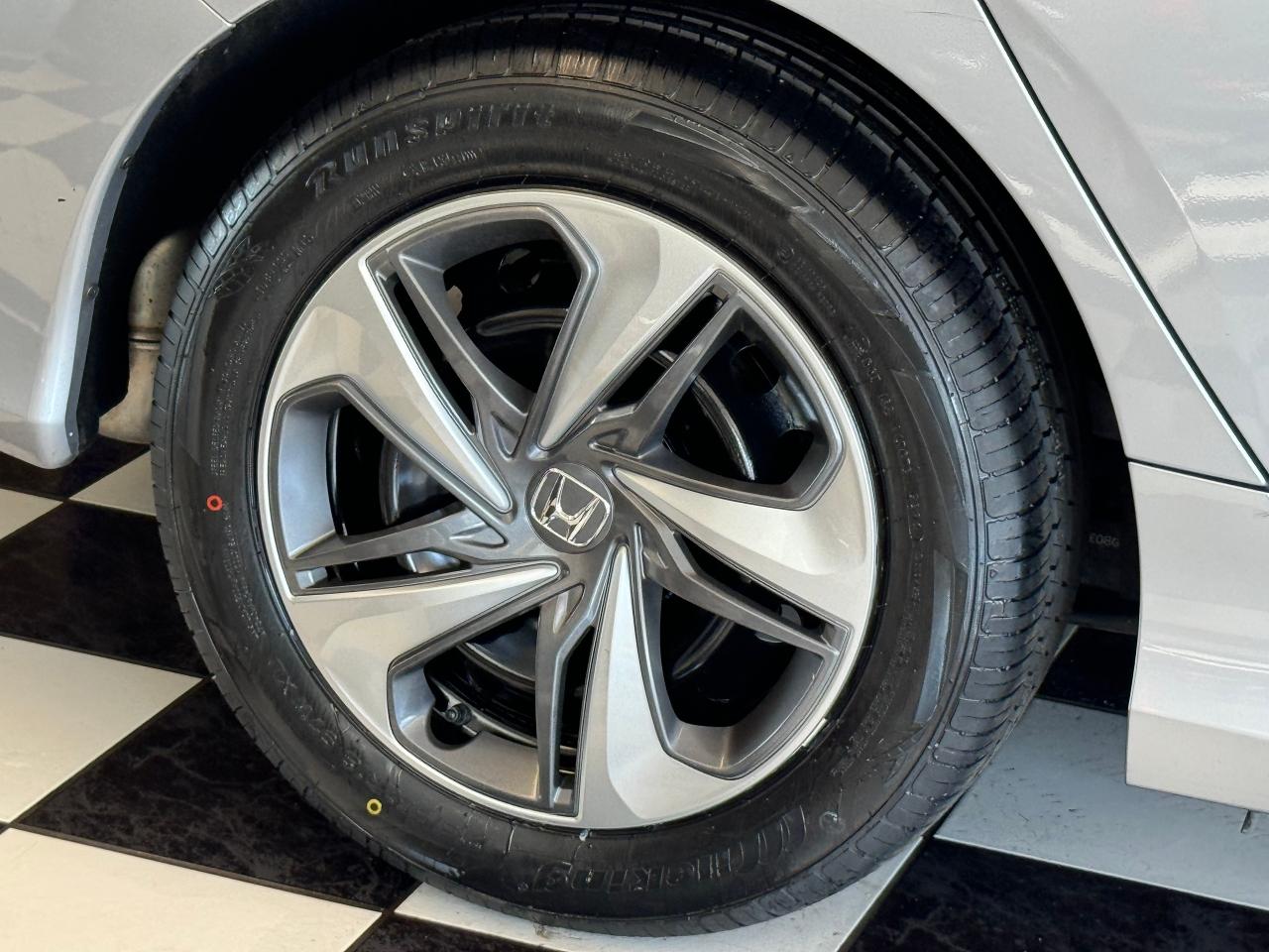 2019 Honda Civic LX+New Tires+Adaptive Cruise+ApplePlay+CLEANCARFAX - Photo #51