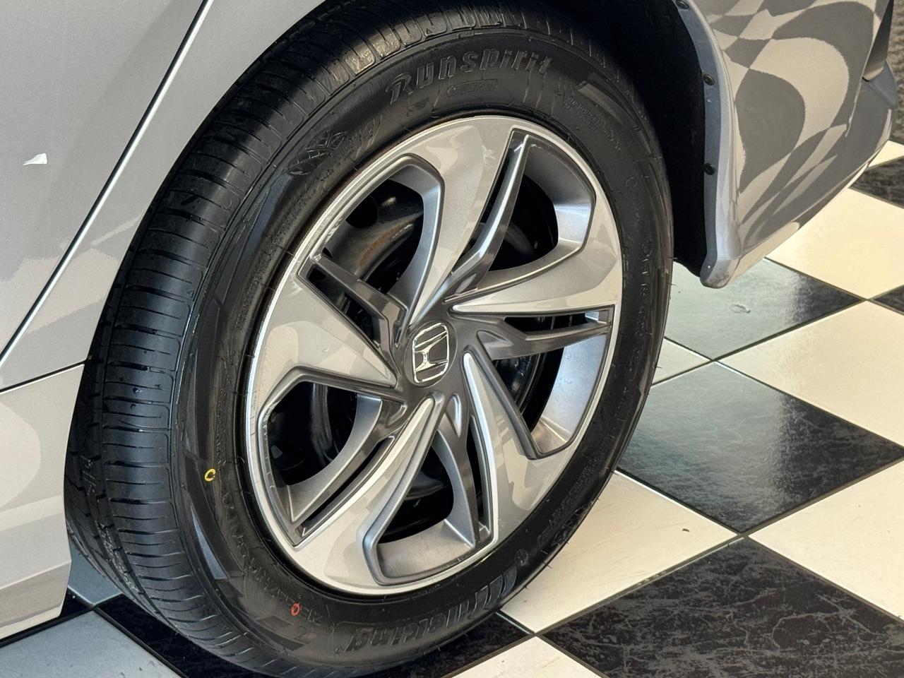 2019 Honda Civic LX+New Tires+Adaptive Cruise+ApplePlay+CLEANCARFAX Photo50
