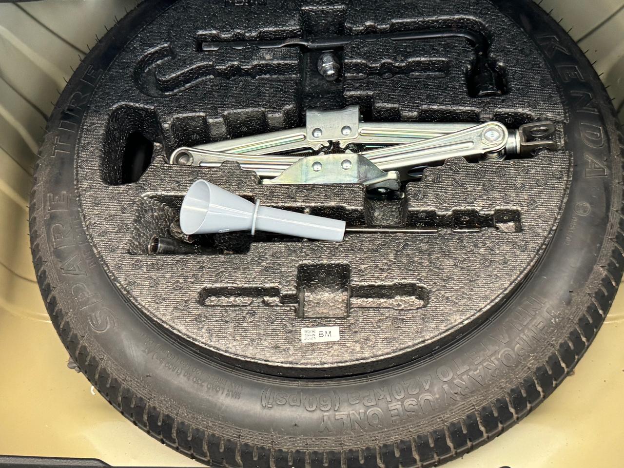 2019 Honda Civic LX+New Tires+Adaptive Cruise+ApplePlay+CLEANCARFAX - Photo #53