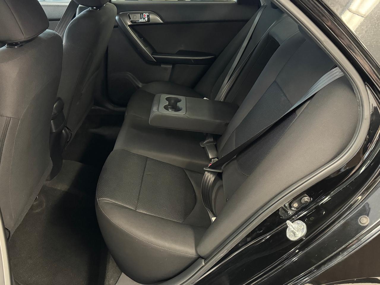 2013 Kia Forte EX+Heated Seats+A/C+Cruise Control+Tinted Windows Photo68