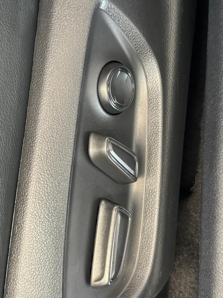 2021 Toyota Camry SE+LEATHER+APPLEPLAY+ADAPTIVE CRUISE+CLEAN CARFAX - Photo #42