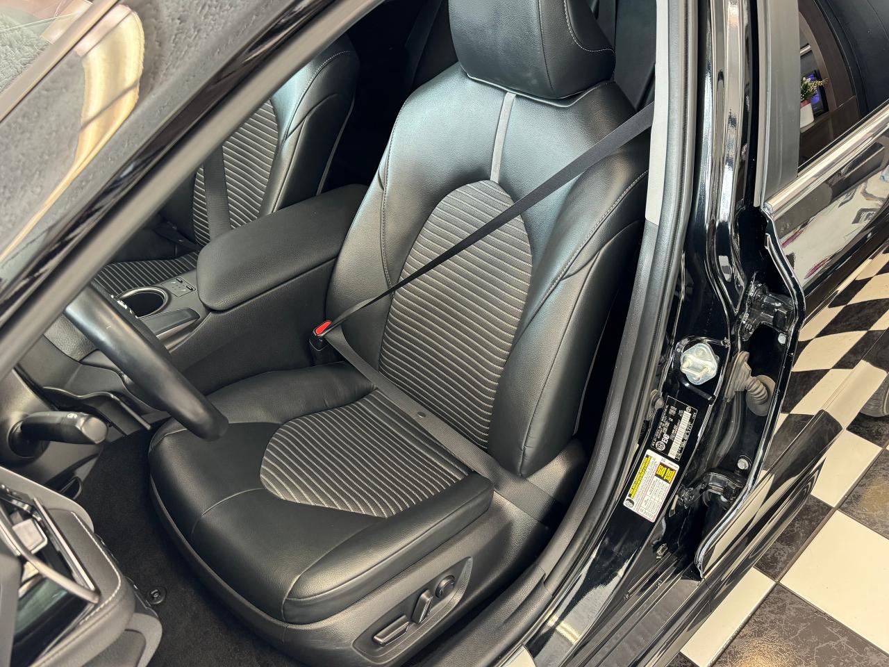 2021 Toyota Camry SE+LEATHER+APPLEPLAY+ADAPTIVE CRUISE+CLEAN CARFAX - Photo #16